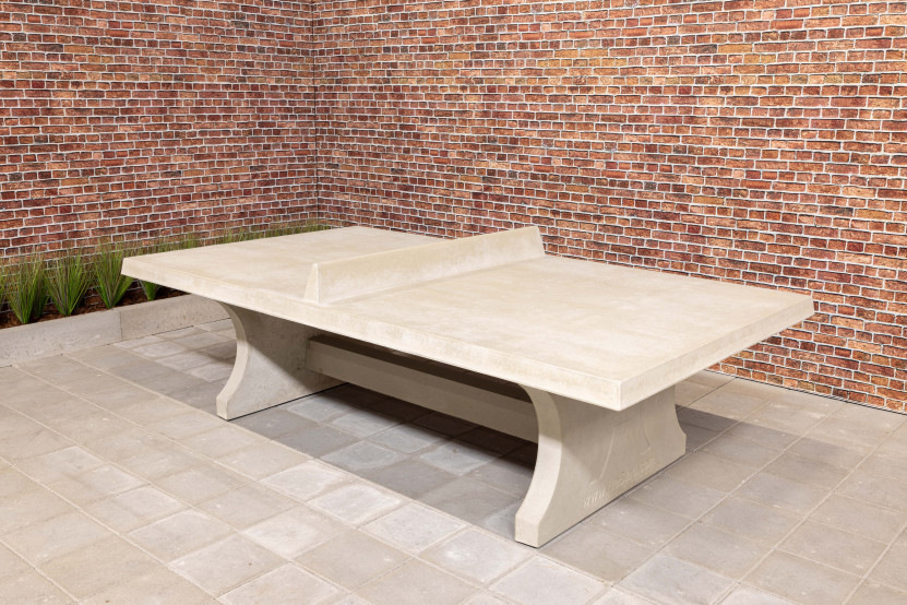 Ping-pong table in natural concrete